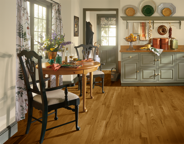 Bruce American Treasures Wide Plank Solid 4" x RL Hardwood Plank Country Natural